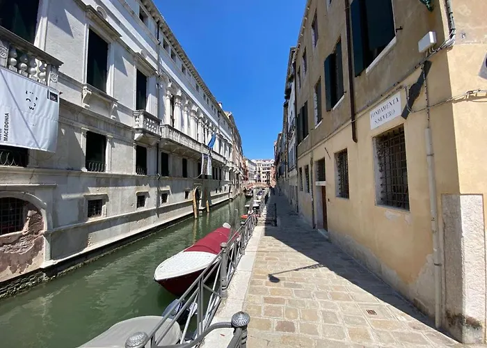 Ln Homes - San Marco Canal View